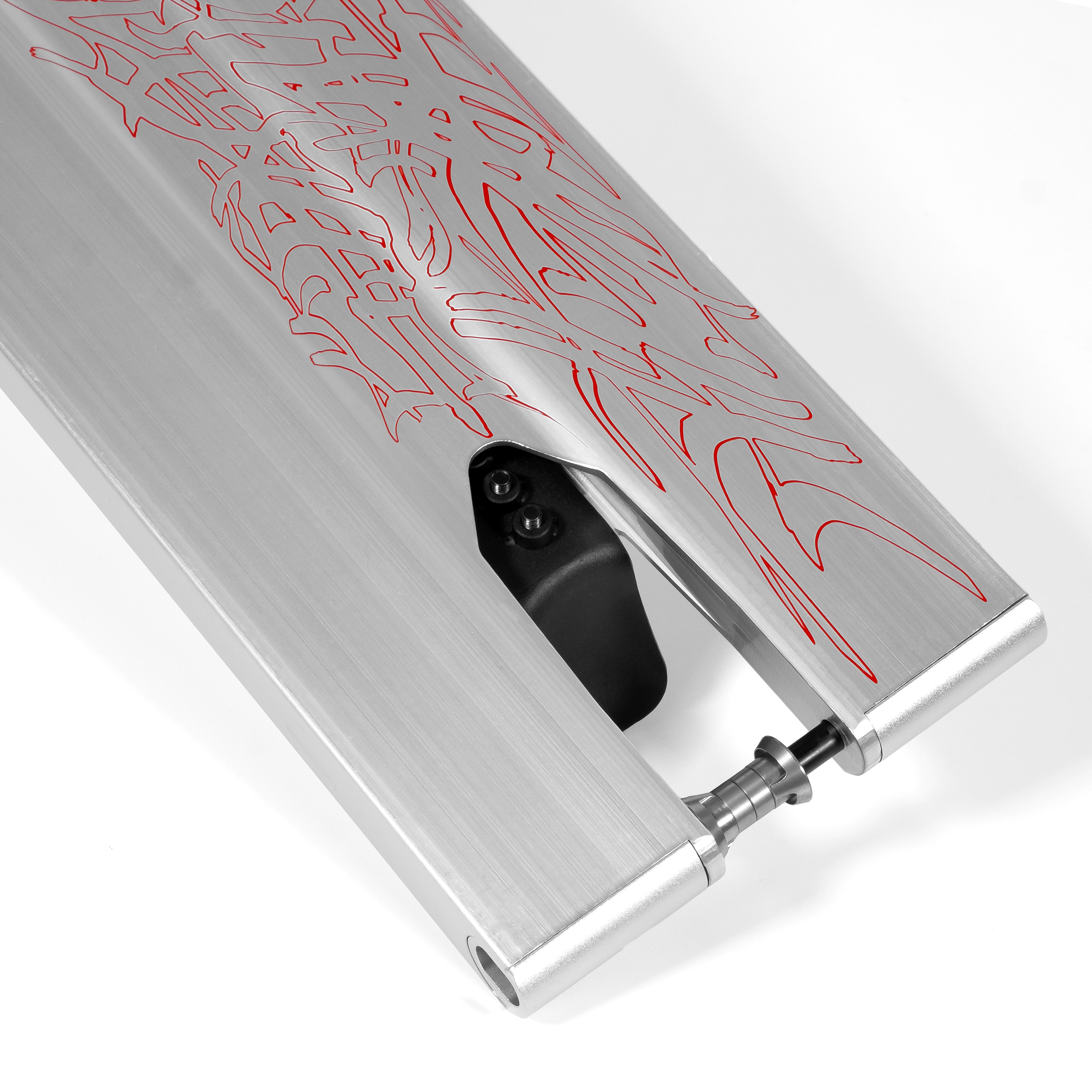 North Willow Deck 6.0" - Riley Maltais Signature - G4 Chrome