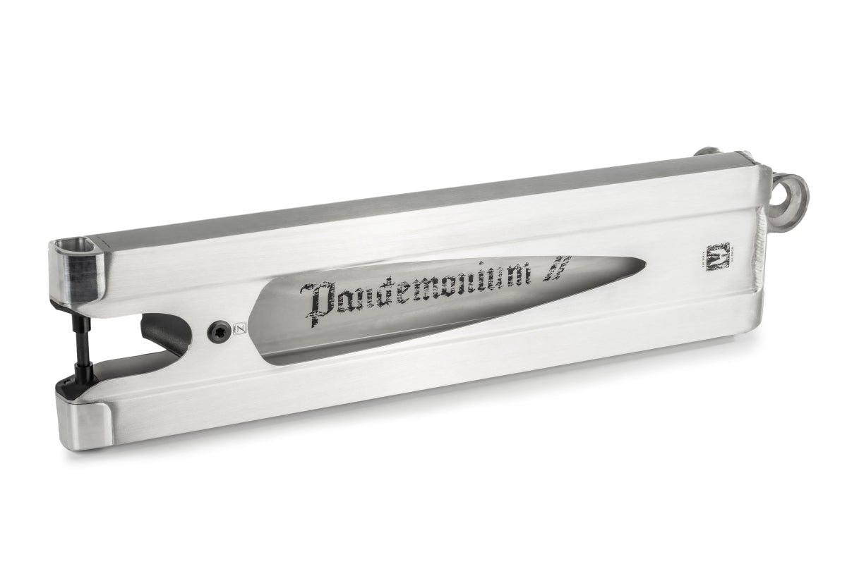 ETHIC DTC DECK PANDEMONIUM V2 Boxed Chrome Raw