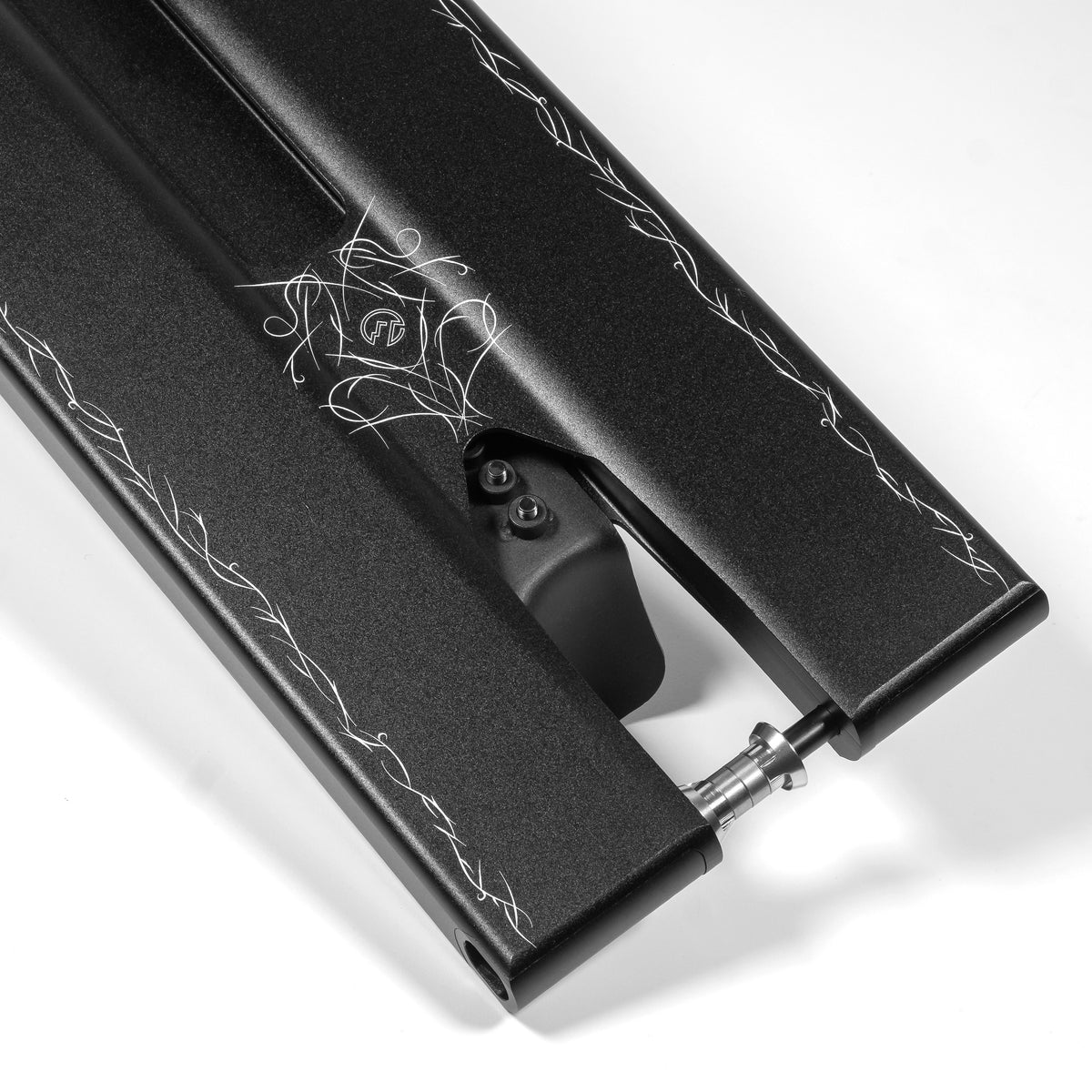 North Unity Deck 6.2" - G4 Noir
